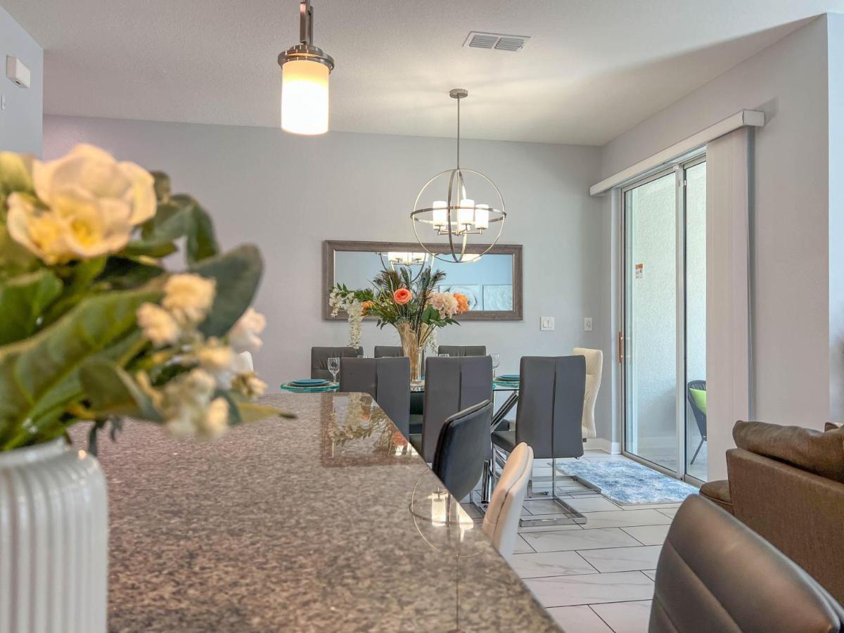 Storey Lake Home W Pool Near Disney Waterpar Kissimmee Zewnętrze zdjęcie