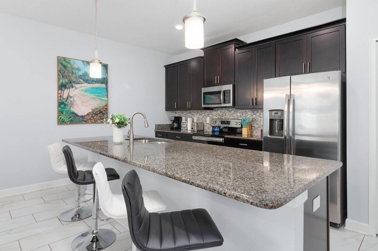 Storey Lake Home W Pool Near Disney Waterpar Kissimmee Zewnętrze zdjęcie